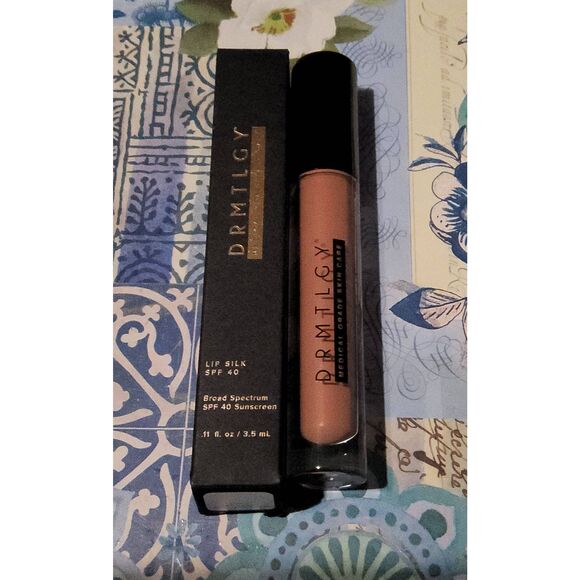 BNIB~DRMTLGY Lip Silk SPF40 Lip Gloss in Soft - Picture 1 of 2